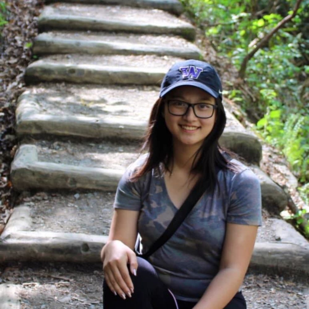 Meet your Posher, Pauline